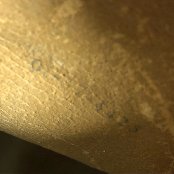 Gucci Vintage Micro GG Monogram Crossbody Bag - Picture 12 of 16